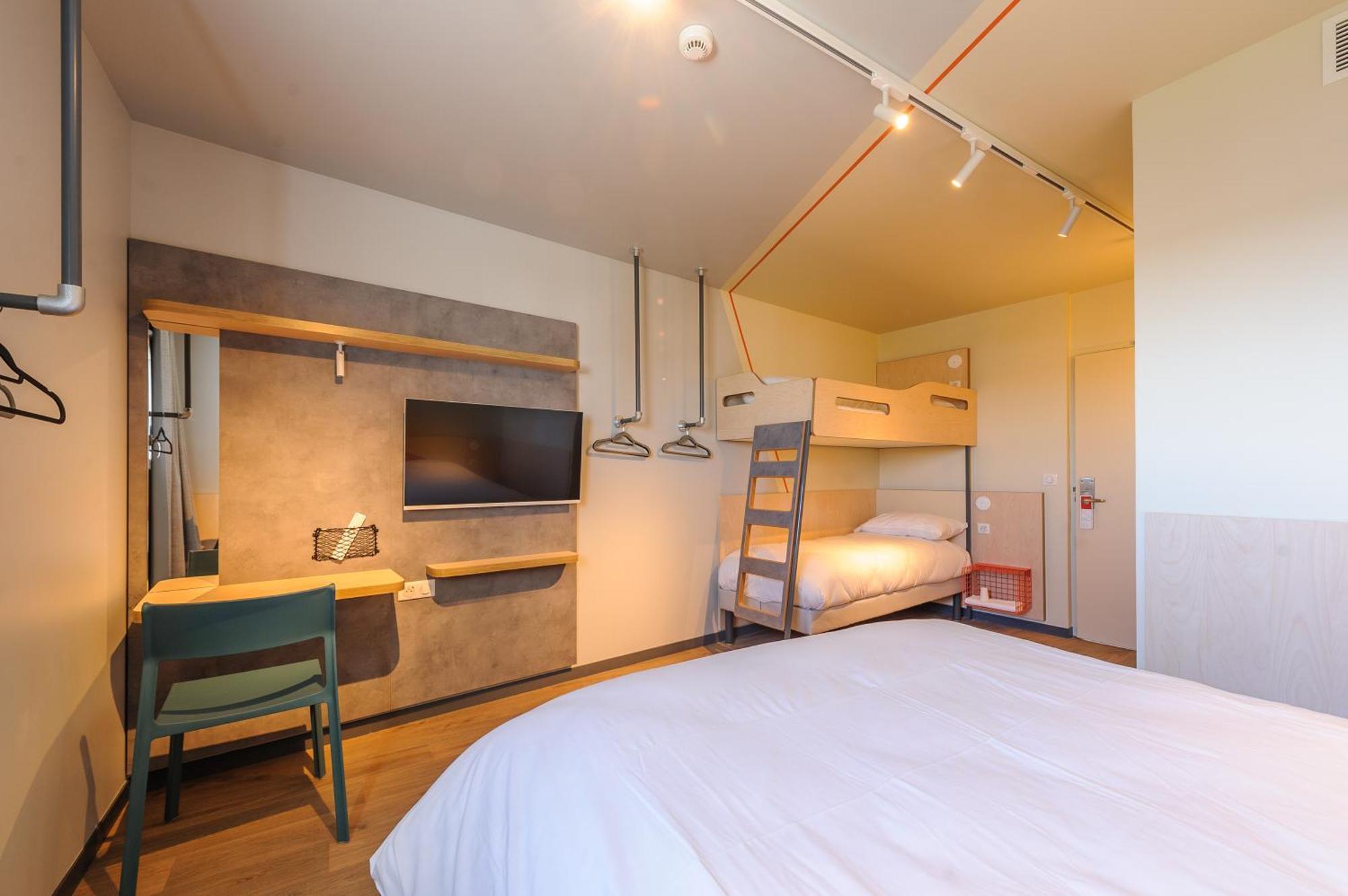 Ibis Budget La Rochelle Puilboreau Exterior photo