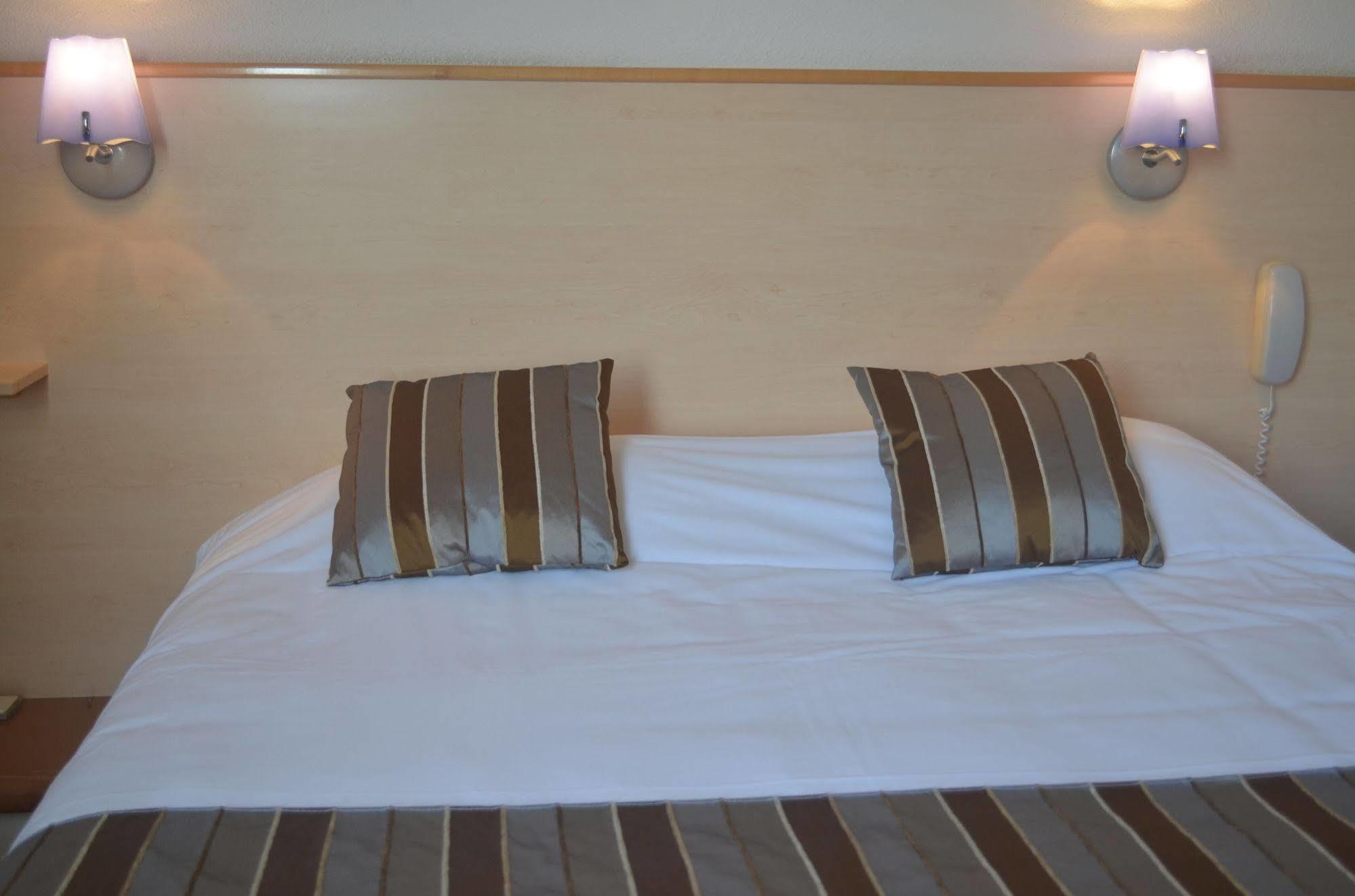 Ibis Budget La Rochelle Puilboreau Exterior photo