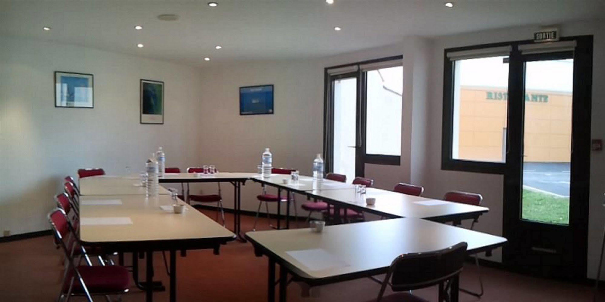 Ibis Budget La Rochelle Puilboreau Exterior photo